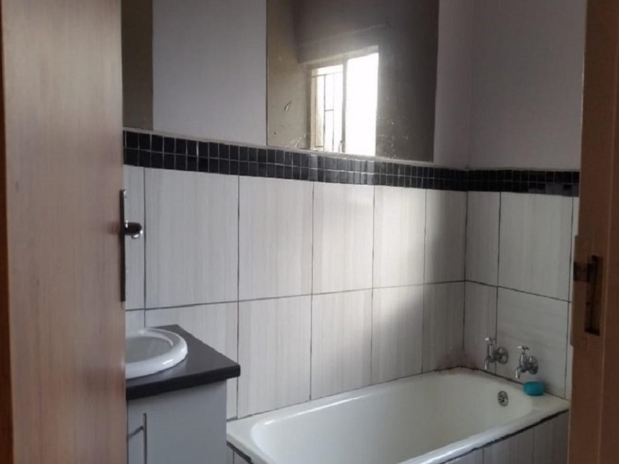 7 Bedroom Property for Sale in Sasolburg Ext 11 Free State